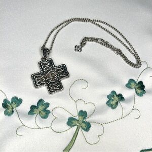 Sterling Silver Celtic Knot Cross Necklace 925 Irish Cross Pendant Faith Prayer